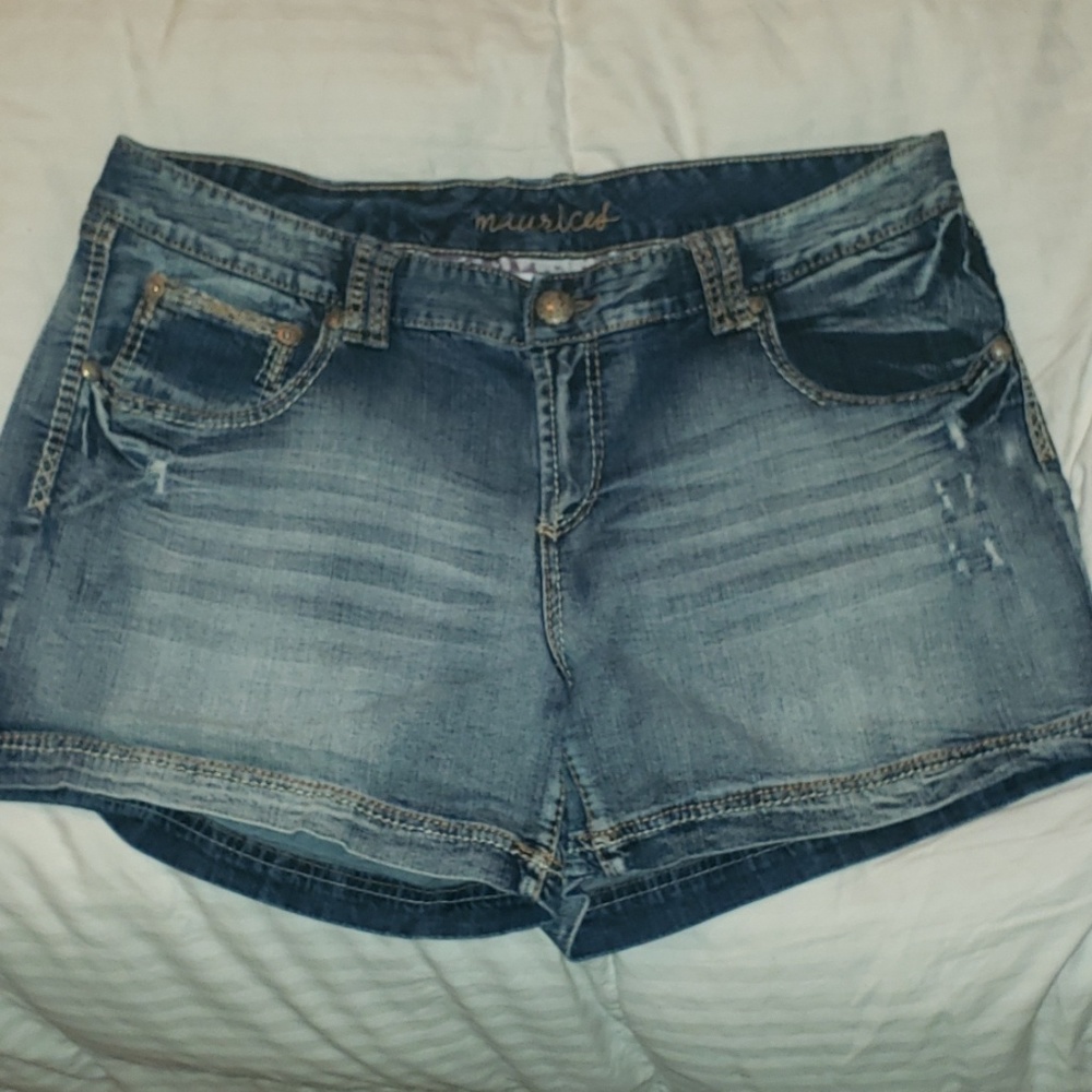Stone wash jean shorts - like new